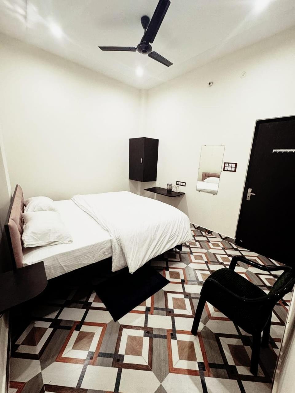 Vrinda Garden Homestay